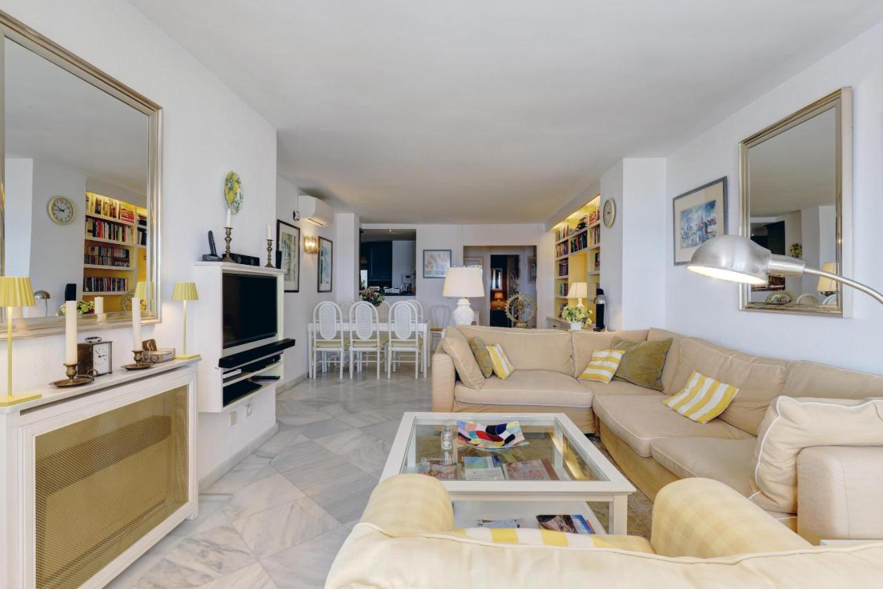 Apartment - Car Included Estepona Eksteriør billede